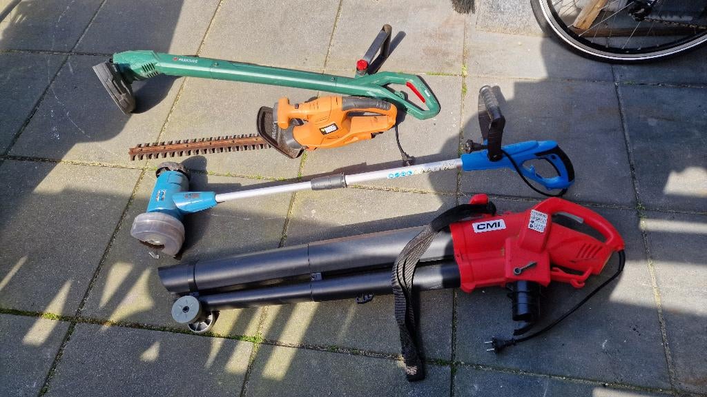 te kop electrich thuin greedschap, Tuin en Terras, Grasmaaiers, Elektrische grasmaaier, Ophalen of Verzenden, 40 t/m 49 cm, Opvangbak