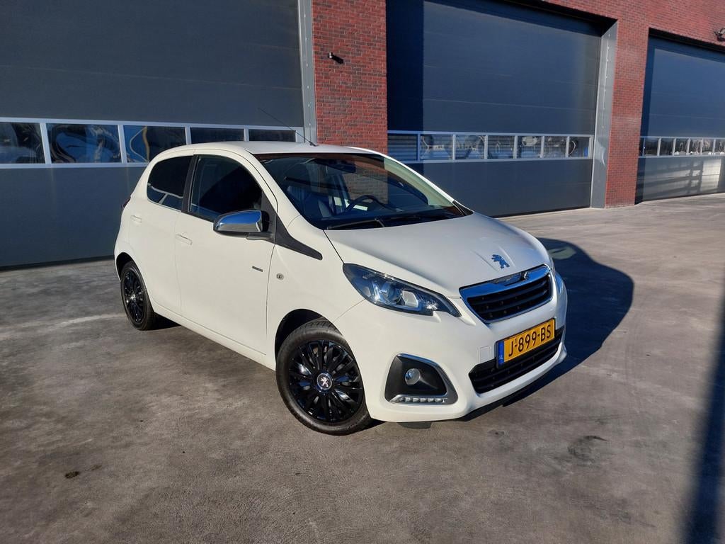 Peugeot 108 1.0 e-VTi Style 5deurs Airco/Led /Donkere ramen, Voorwielaandrijving, Stof, 4 stoelen, Wit