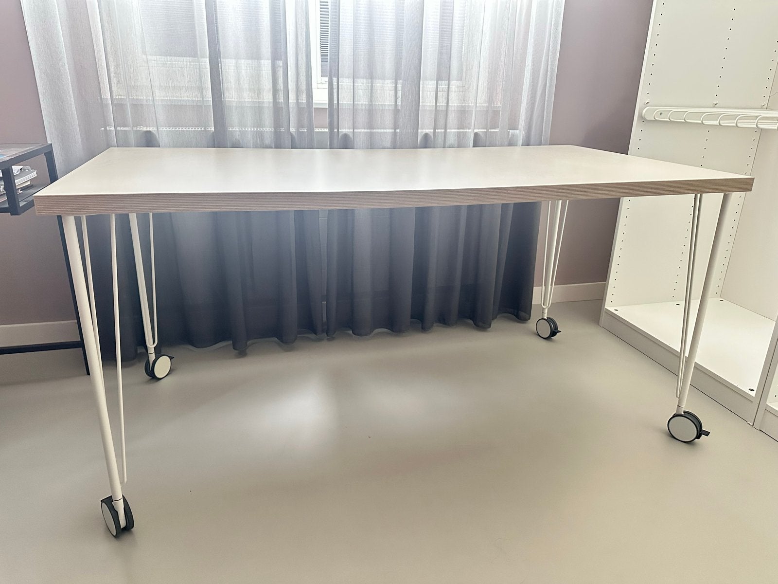 IKEA Bureau/tafel met wielen - 150x75x73 cm, Ophalen, Gebruikt, Spaanplaat of MDF, IKEA
