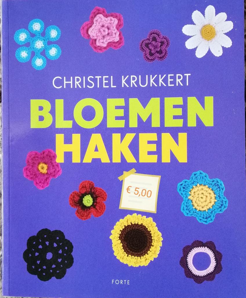 Christel Krukkert - Bloemen haken, Breien en Haken, Ophalen of Verzenden, Zo goed als nieuw, Christel Krukkert