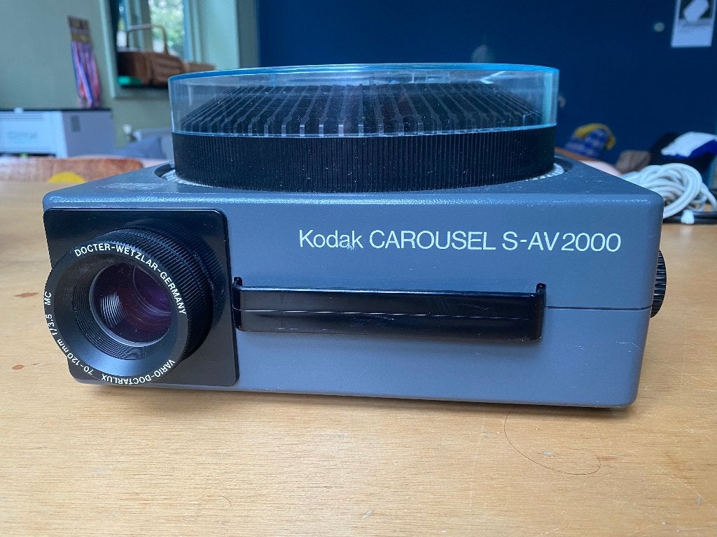 Kodak CAROUSEL S-AV2000 Diaprojector, Ophalen of Verzenden, Gebruikt