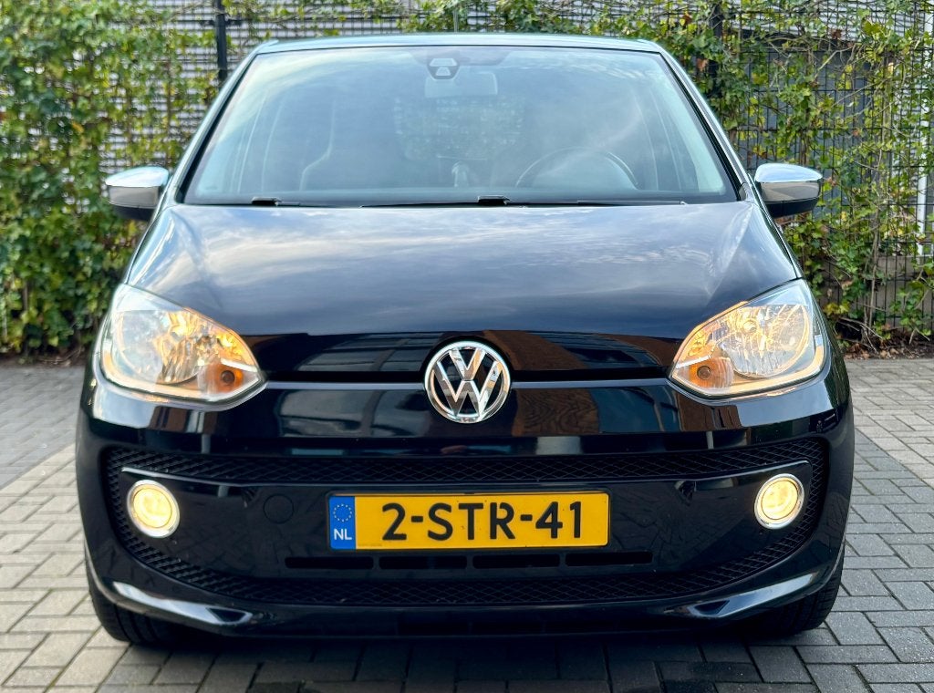 Volkswagen High UP! 1.0 44KW/60PK 5-DRS 2013 Zwart Airco, Voorwielaandrijving, Euro 5, Stof, 840 kg