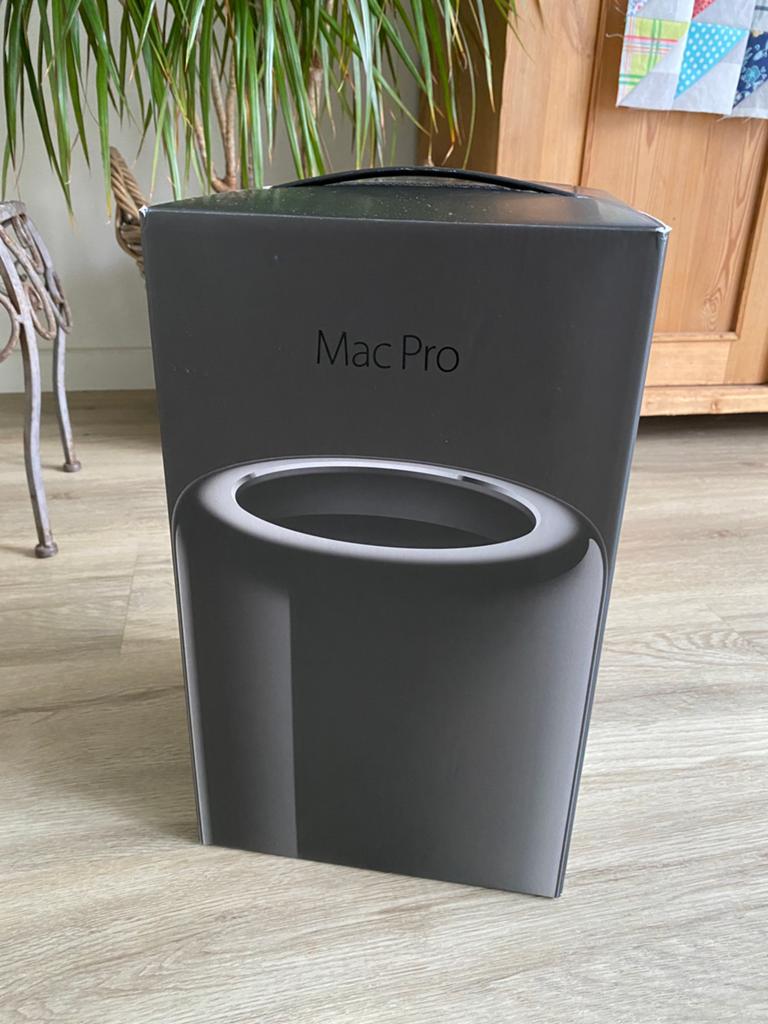 Apple Mac Pro eind 2013 (A1481) Oude voorraad, open box, Computers en Software, Apple Desktops, Nieuw, Mac Pro, SSD, 3 tot 4 Ghz