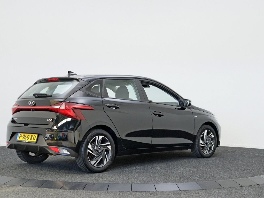 Hyundai i20 1.0 T-GDI Comfort Smart | Navigatie (bj 2022), Gebruikt, Origineel Nederlands, Handgeschakeld, 99 pk