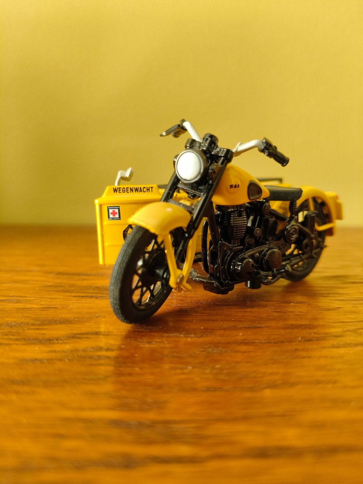 Wegenwacht Motor met Zijspan Model - BSA Co. Ltd. 2016, Overige merken, 1:32 tot 1:50, Overige typen, Ophalen of Verzenden