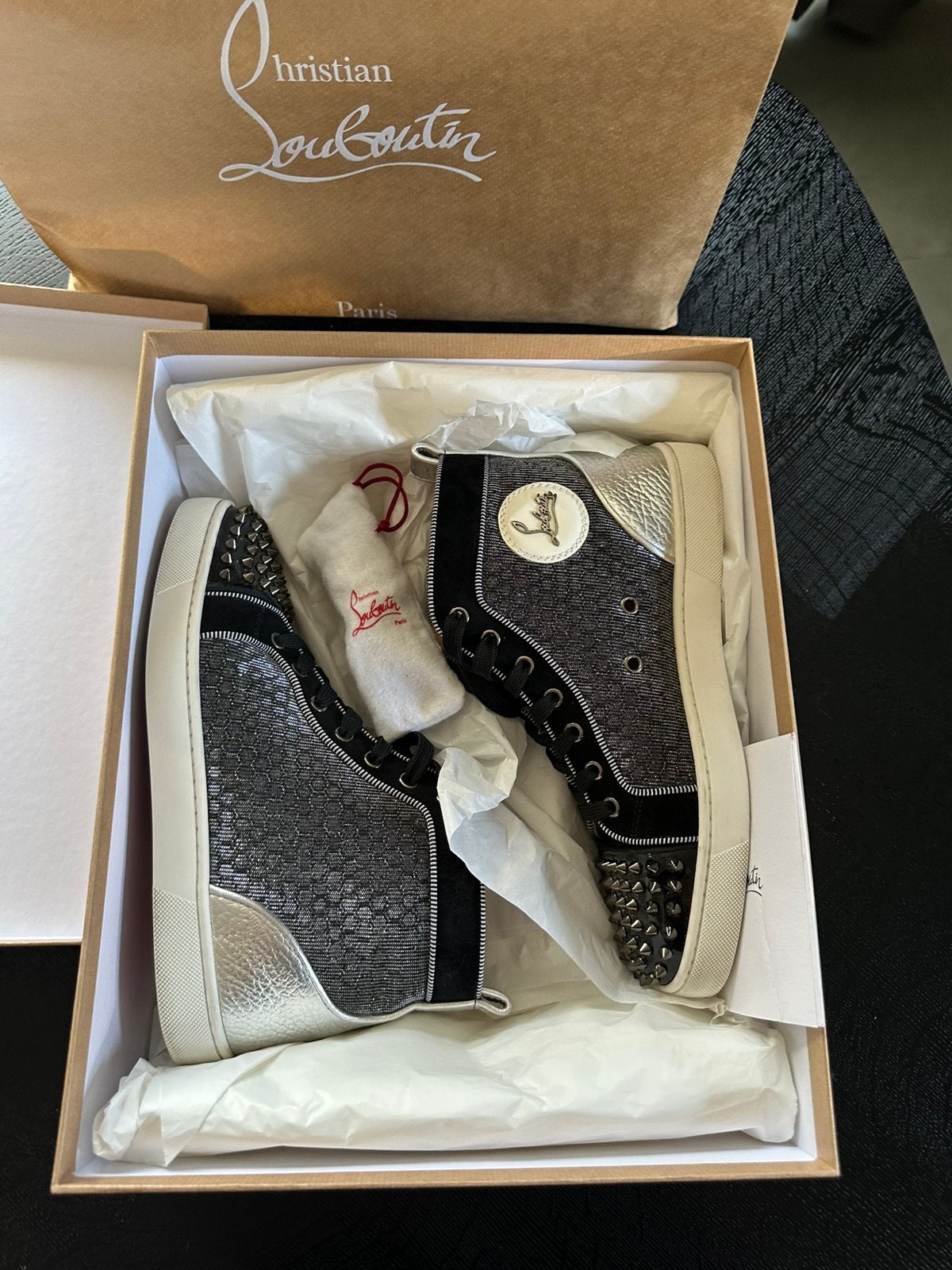 Originele Christian Louboutin schoenen maat 39,5, Ophalen of Verzenden, Zo goed als nieuw, Zwart