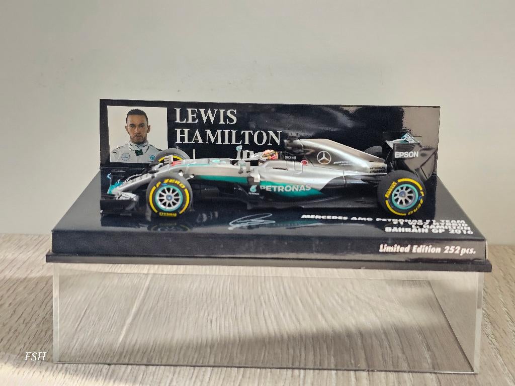 Mercedes W07, Lewis Hamilton # 44, GP Bahrain 2016., Ophalen of Verzenden, Zo goed als nieuw, Auto, MiniChamps