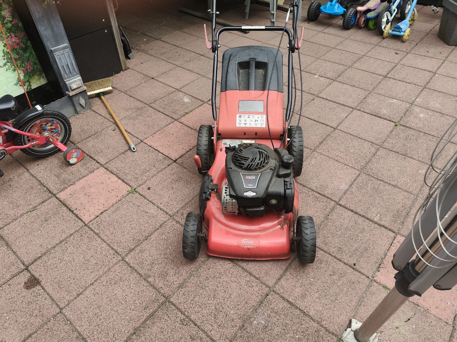 Grasmaaier, Ophalen