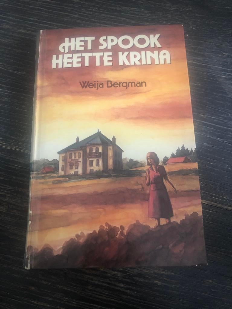 Het Spook Heette Krina - Weija Bergman, Boeken, Romans, Ophalen of Verzenden, Gelezen, Nederland