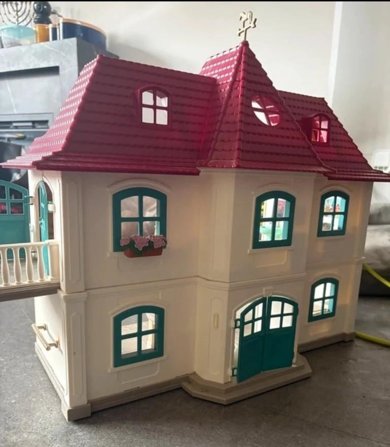 Schleich villa met paardenstal en evt aantal paarden te koop, Ophalen of Verzenden, Poppenhuis