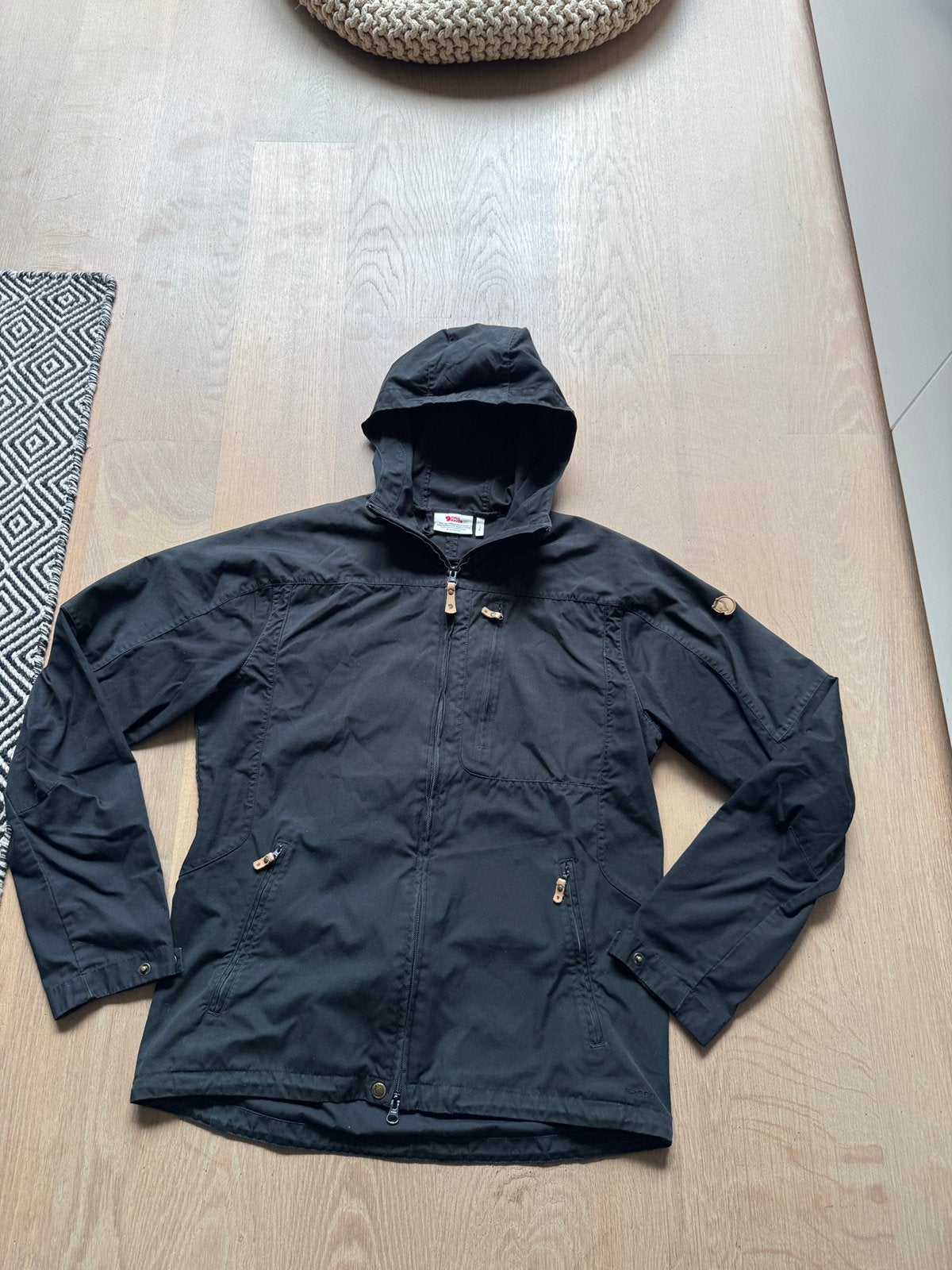 Prachtige fjallraven sten jacket maat L Kleur zwart g1000, Ophalen of Verzenden, Zo goed als nieuw, Maat 52/54 (L), Zwart