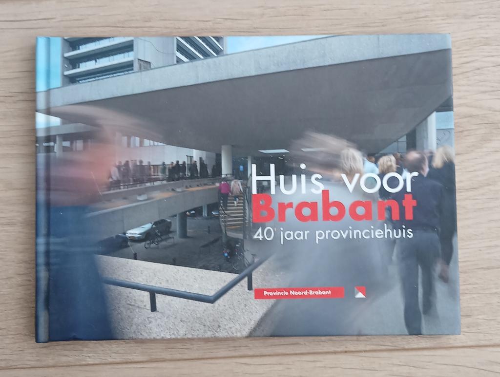 Huis voor Brabant, Boeken, Ophalen of Verzenden, Zo goed als nieuw