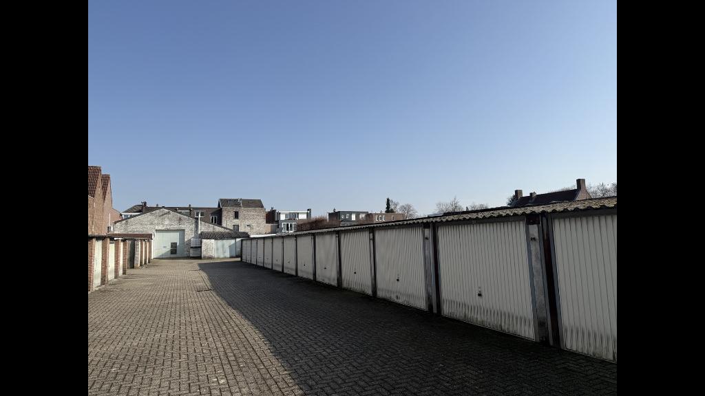 Te huur opslagruimten Montfortstraat 7 te Hoensbroek