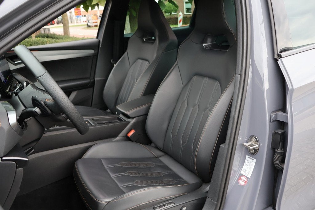 Cupra LEON SPORTSTOURER VZ Copper 1.4 e-Hybrid TSI 245PK Lee, Automaat, Gebruikt, 4 cilinders, Leon