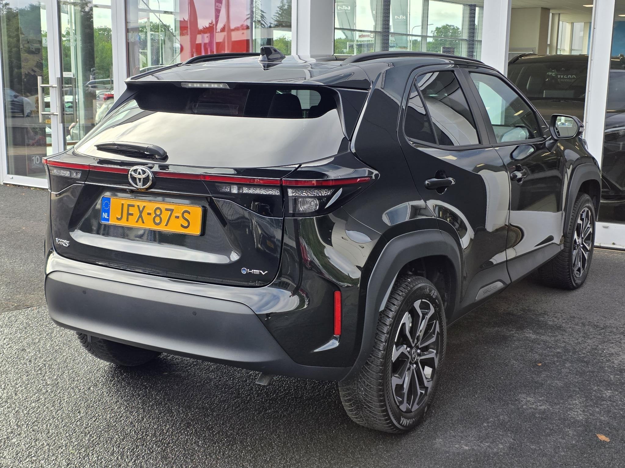 Toyota Yaris Cross 1.5 Hybrid 115 Dynamic Parkeersensoren vo, Stof, Gebruikt, 1165 kg, 116 pk