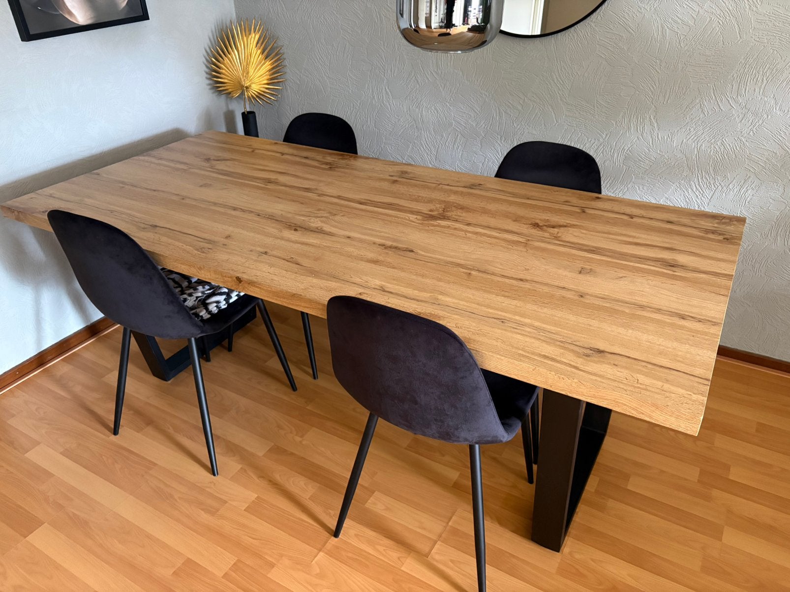 Eettafel met zwart metalen onderstel, Ophalen, 200 cm of meer, 50 tot 100 cm, Zo goed als nieuw