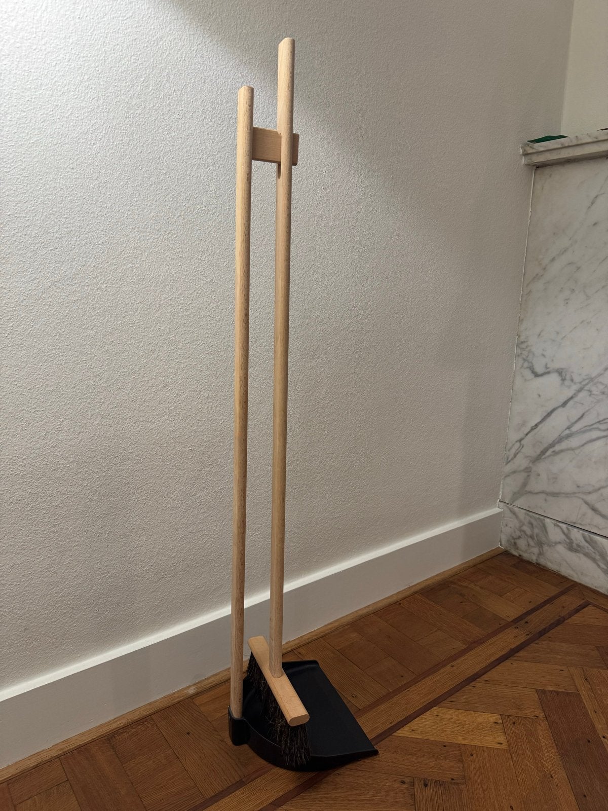 Ferm Living ICON stoffer en blik, Ophalen, Bezem of Borstel