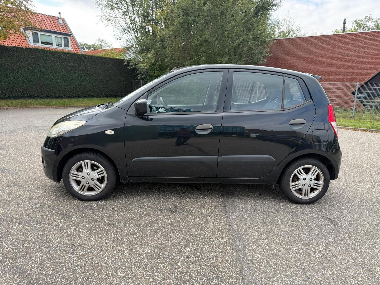 Foto 2 van Hyundai I10 1.1 Active Orange Babies Airco* CD speler*Zeer Z