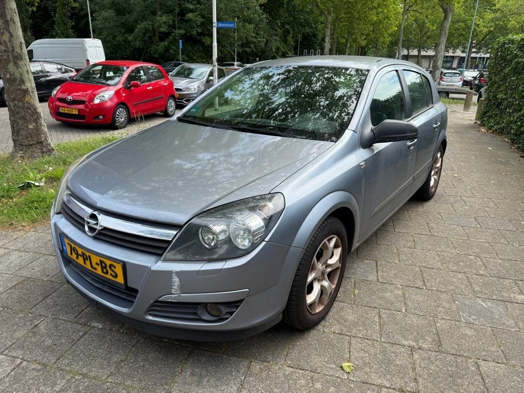Opel Astra 1.8 Cosmo Nap Airco 125PK Trekhaak Parkeersensore, Auto's, Opel, 1796 cc, Origineel Nederlands, Euro 4, 1300 kg