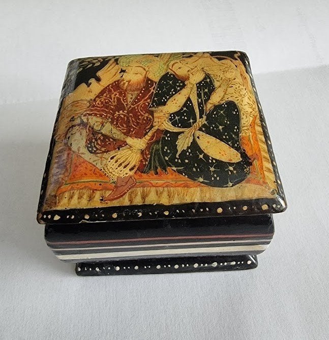 Perzisch lakdoosje, Antiek en Kunst, Ophalen of Verzenden