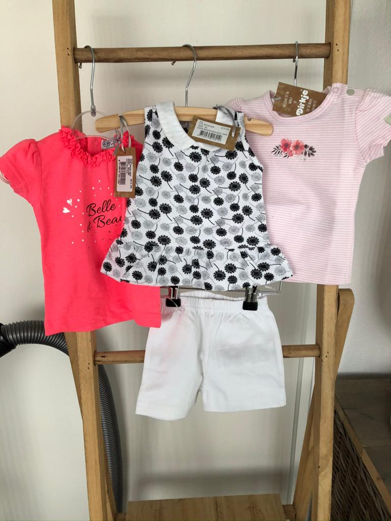 4 x nieuw Zomer shirts + broekje mt 62 Dirkje rekbaar Koopje, Kinderen en Baby's, Ophalen of Verzenden, Nieuw, Maat 62