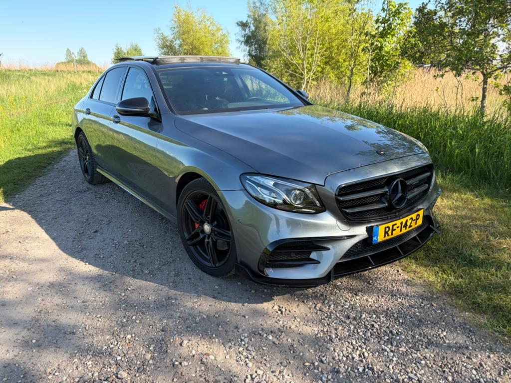 Mercedes E200 AMG Line, Automaat, Achterwielaandrijving, 4 cilinders, Lichtsensor