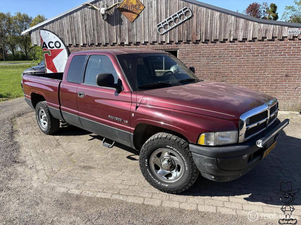 Dodge Ram 1500 Pick-up v8 lpg, Auto's, Bestelauto's, Bedrijf, Te koop, Dodge, LPG, Euro 3, Geïmporteerd, Rood, Gebruikt