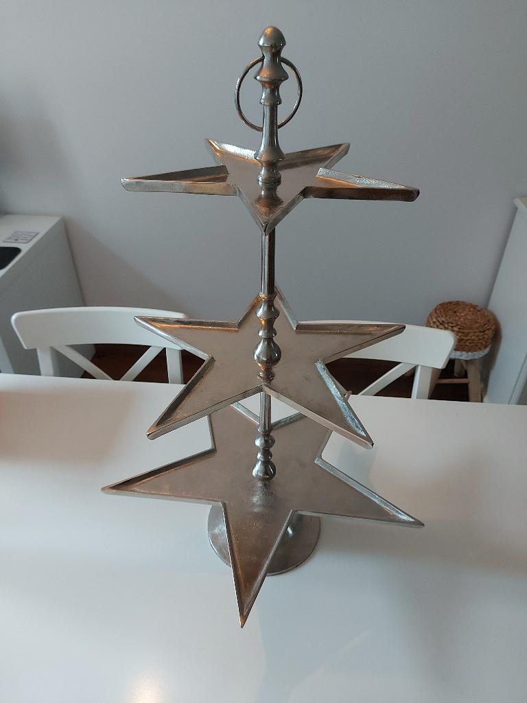 Zilverkleurige grote etagere 3 laags ster plateau zgan, Huis en Inrichting, Woonaccessoires | Etagères, Ophalen, Zo goed als nieuw