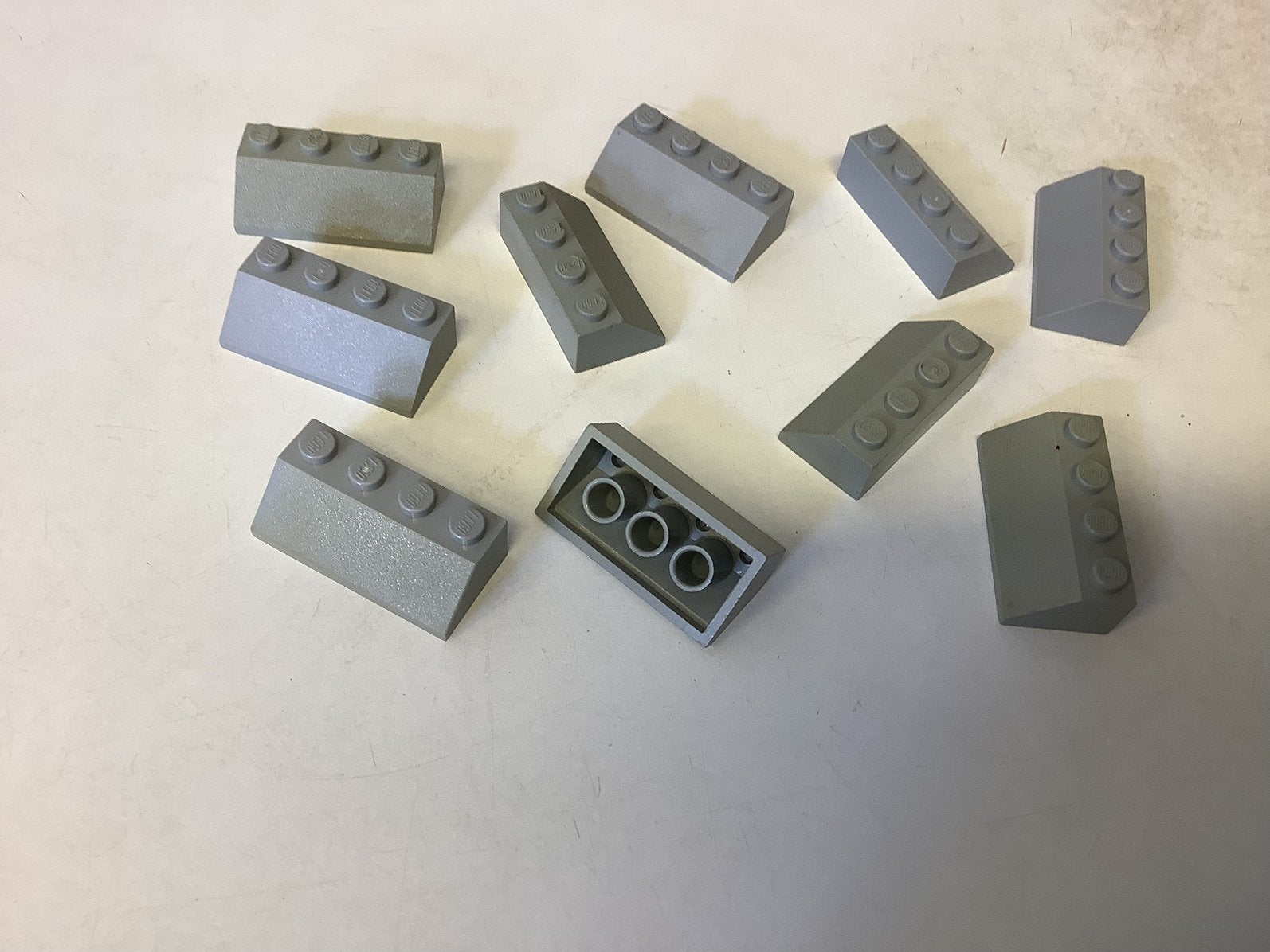 Lego dakpan 45 2x4 licht grijs, Ophalen of Verzenden, Gebruikt, Losse stenen, Lego