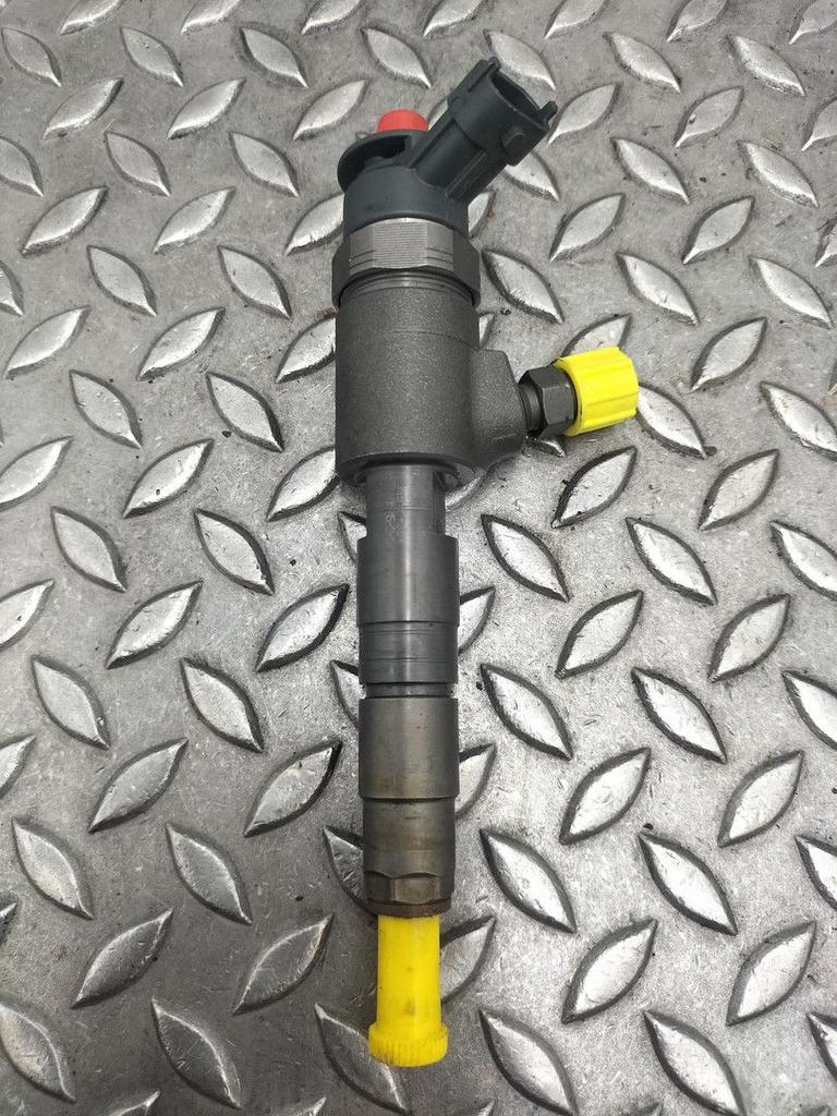 FORD FOCUS BRANDSTOF INJECTOR / VERSTUIVER 2015, Ophalen of Verzenden, Gebruikt, Stiba lid