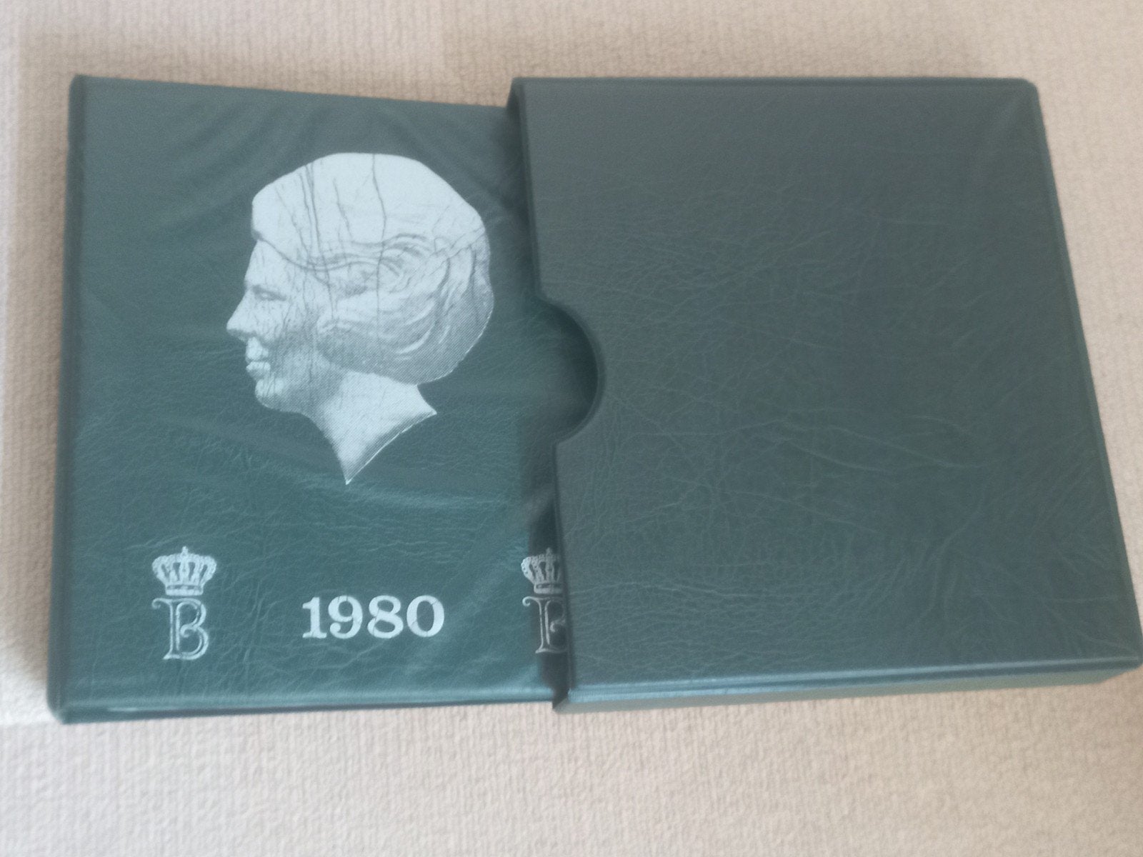 muntalbum Beatrix met cassette, Ophalen of Verzenden, Koningin Beatrix, Euro's