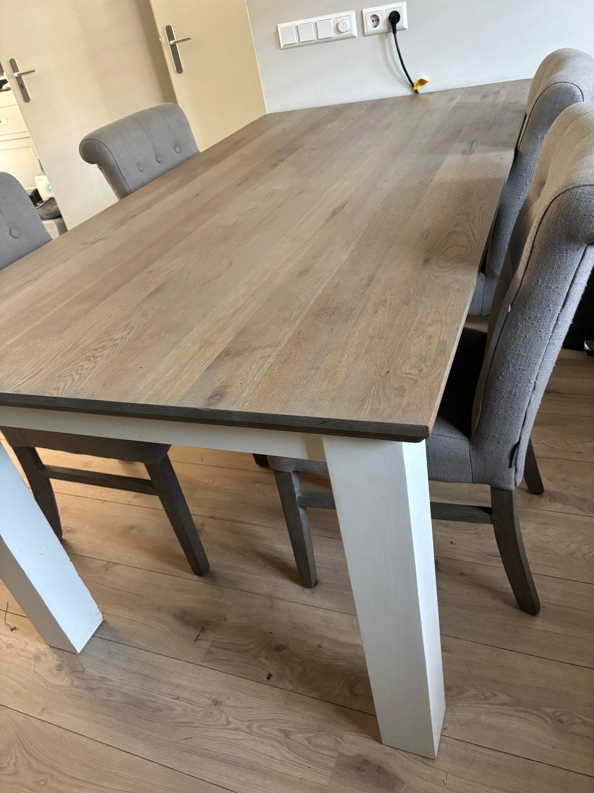 Eettafel met 4 stoelen en salontafel, allen van Richmond, Ophalen, Gebruikt, Eikenhout, 50 tot 100 cm