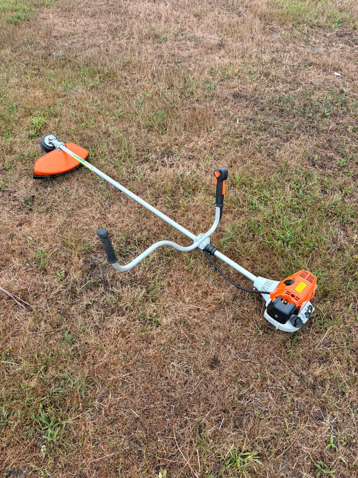 Stihl FS 100 bosmaaier 4 mix, Tuin en Terras, Ophalen, Zo goed als nieuw, 10 tot 30 cm, Benzine