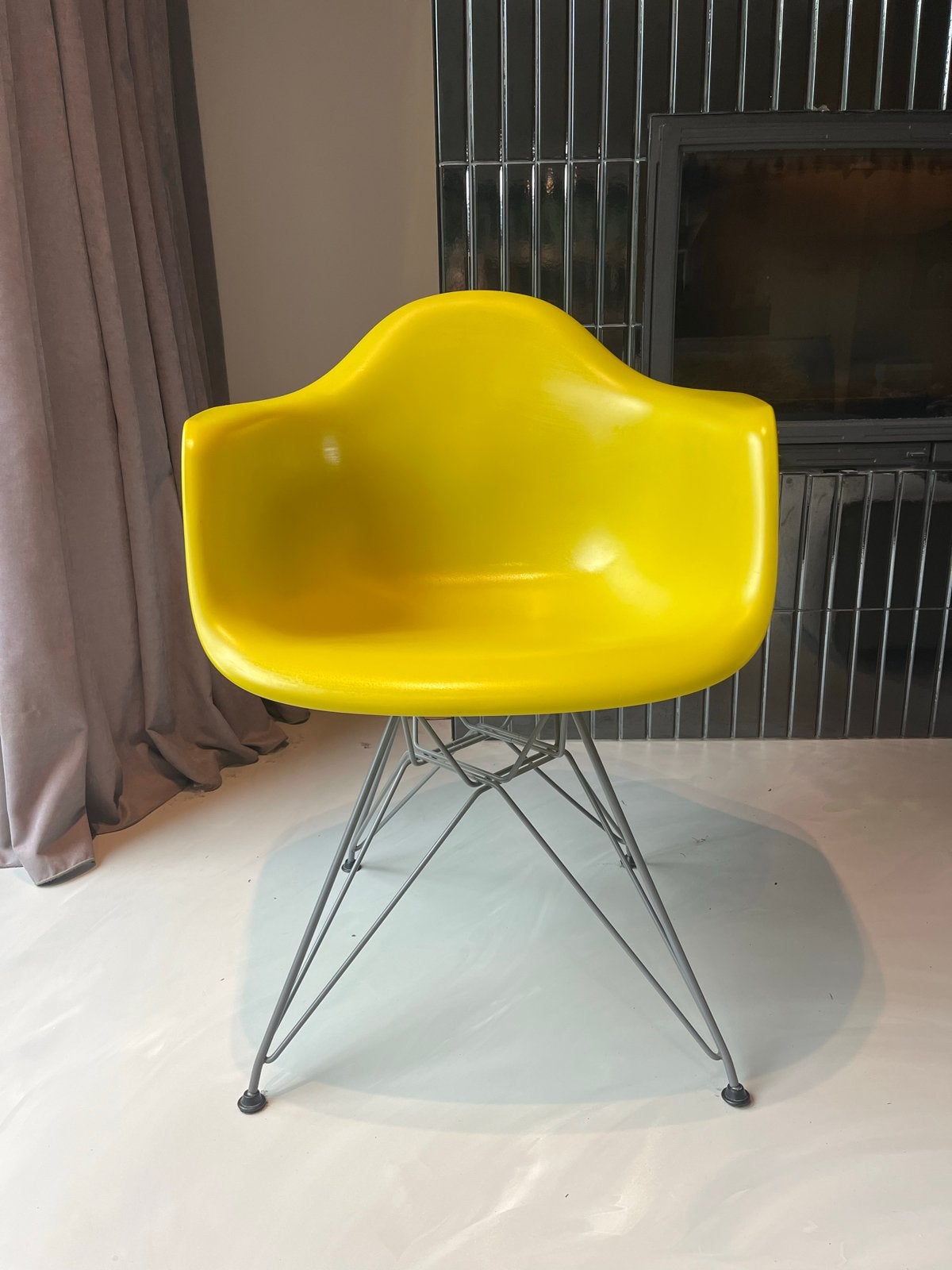 Originele Eames Plastic Armchair door Vitra - Geel, Ophalen, Kunststof, Overige kleuren, Zo goed als nieuw