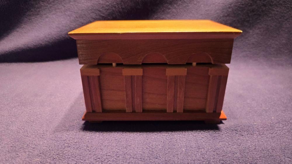 GESTILEERDE HOUTEN SIERADEN DOOSJE, Ophalen of Verzenden, Nieuw, Bruin, Hardcase