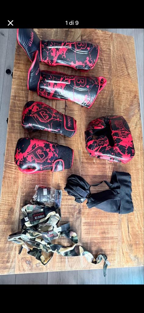 Complete Kickbox Set: Handschoenen, Scheenbeschermers, Hoofd, Ophalen of Verzenden, Zo goed als nieuw
