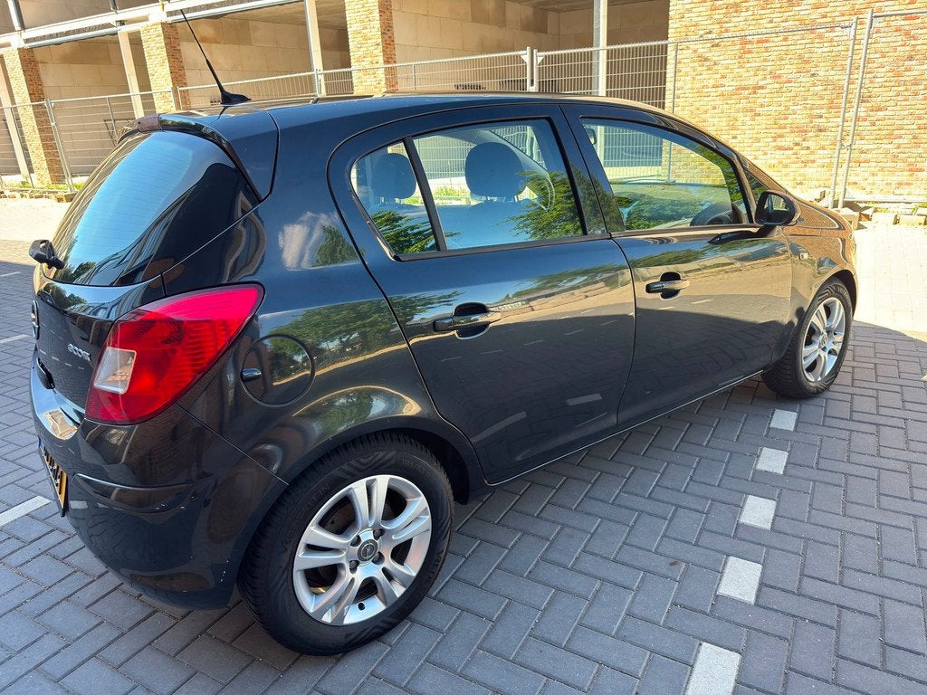 Opel Corsa 1.3 CDTi EcoFlex S/S Business+, Auto's, Opel, Voorwielaandrijving, Euro 5, Gebruikt, Zwart