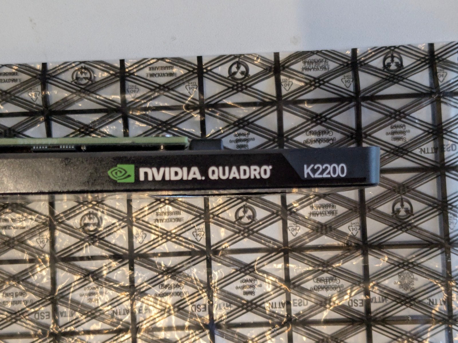 NVIDIA Quadro K2200 Grafische Kaart - Zo goed als nieuw, Computers en Software, Videokaarten, PCI-Express 2, DVI, Ophalen of Verzenden