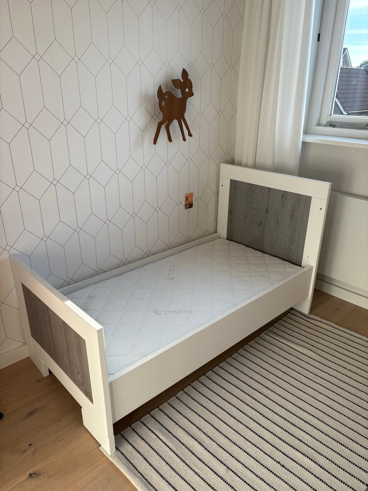 Peuterbed met matras - Zo goed als nieuw, 70 tot 85 cm, 140 tot 160 cm, Zo goed als nieuw, Ophalen
