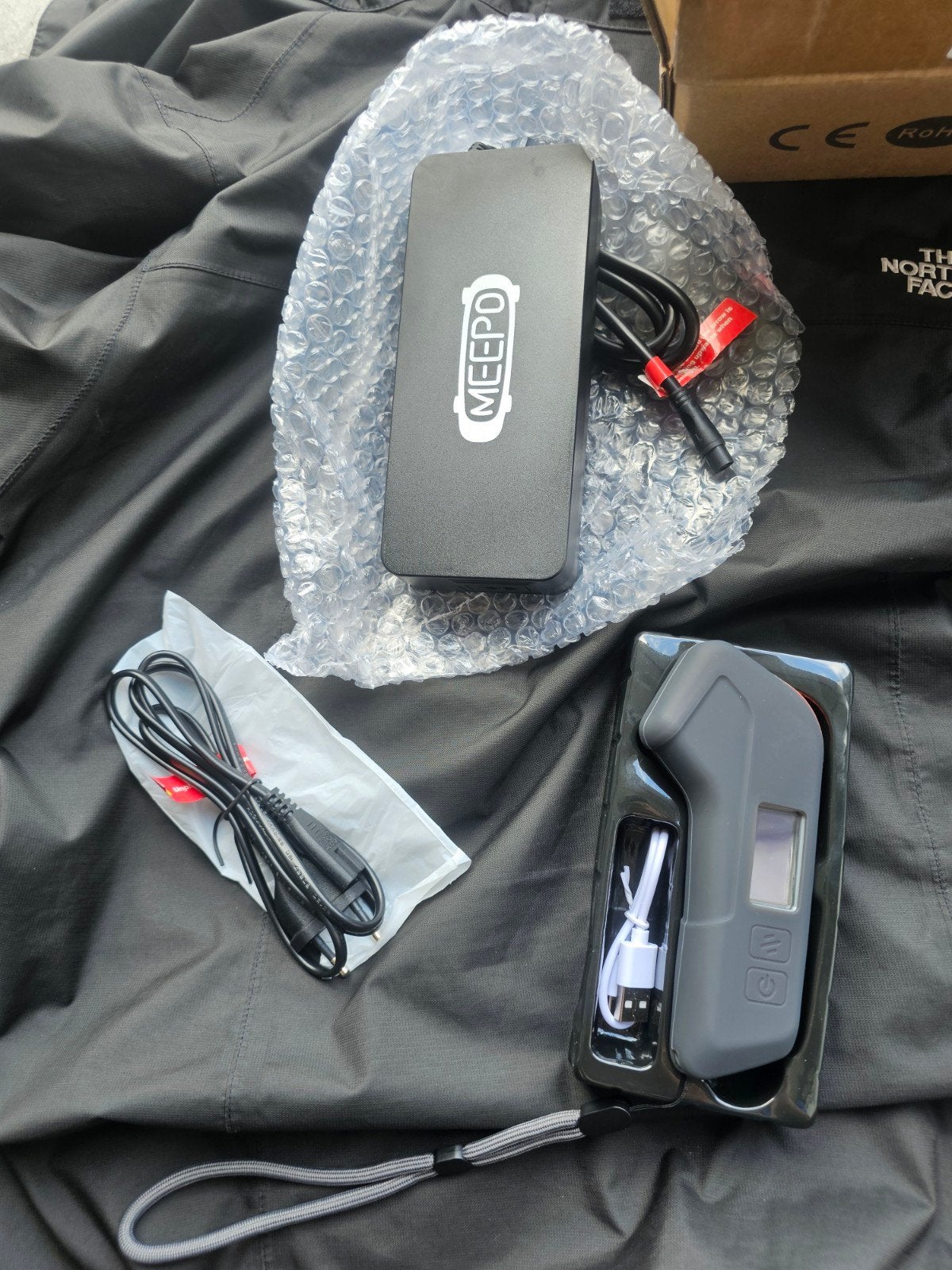 Meepo Afstandbediening met Cover en Lader - Nieuw, Ophalen of Verzenden, Nieuw, Overige typen, Longboard