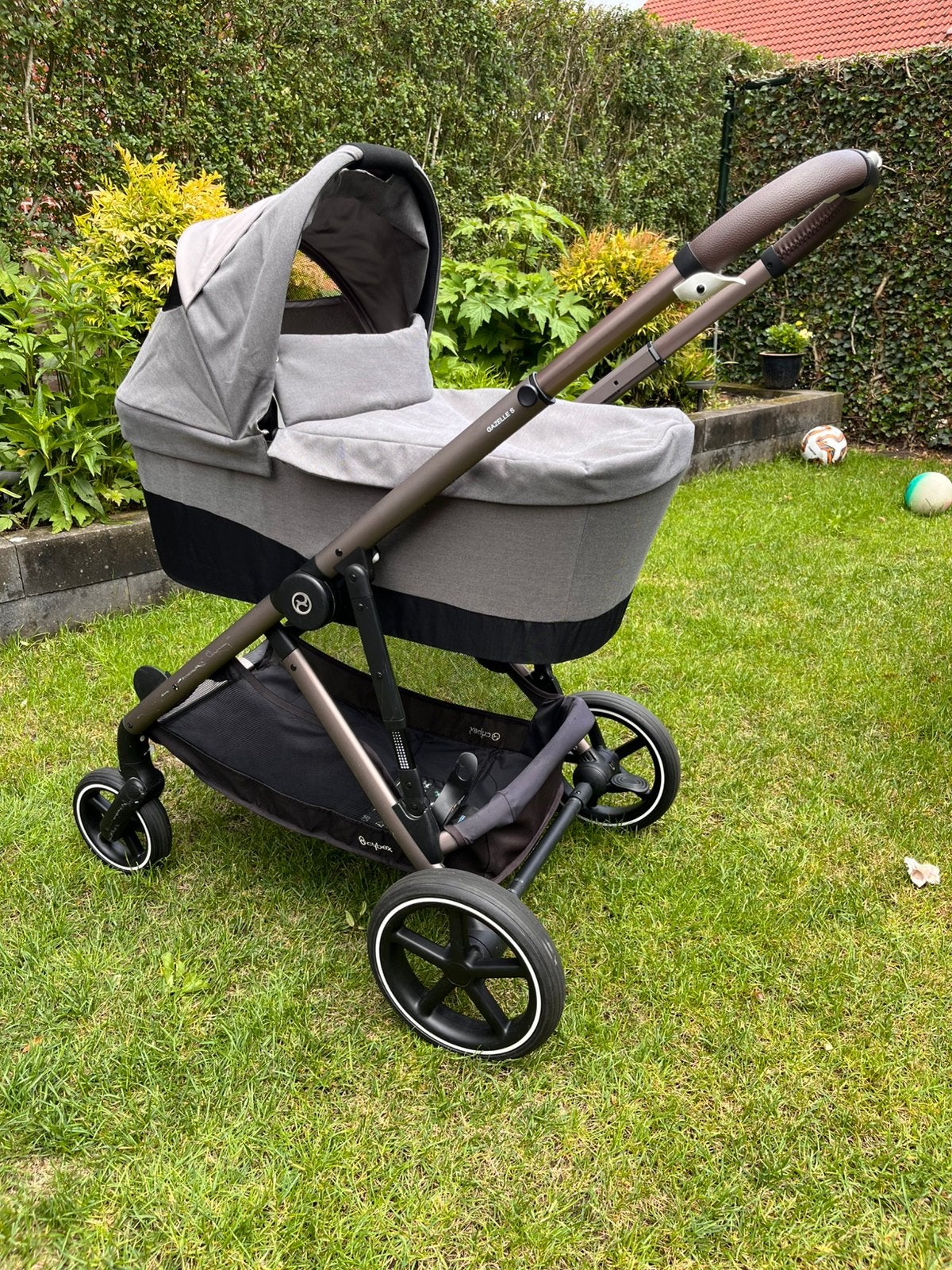 Kinderwagen duo Cybex - incl. reiswieg en meerijdplank, Zo goed als nieuw, Verstelbare duwstang, Ophalen, Kinderwagen