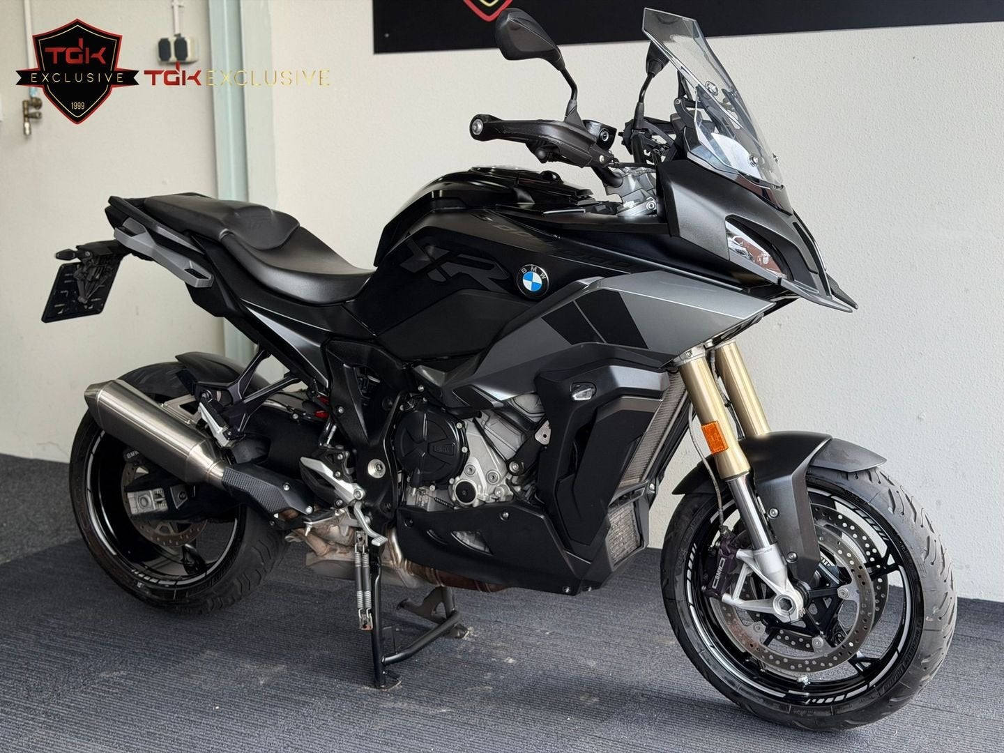 BMW S 1000 XR SATIN BLACK DYNAMIC TOPSTAAT S1000XR, 4 cilinders, Motorrijbewijs A, Bedrijf, Meer dan 35 kW