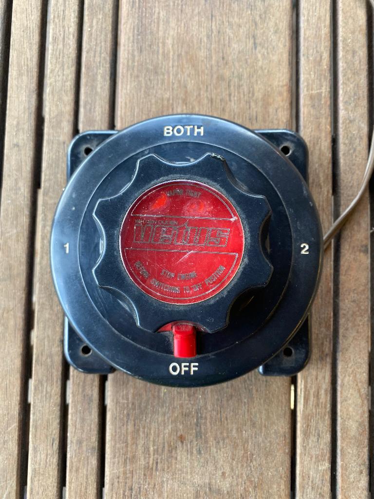 Vetus accuschakelaar, Watersport en Boten, Ophalen, Gebruikt, Motor en Techniek