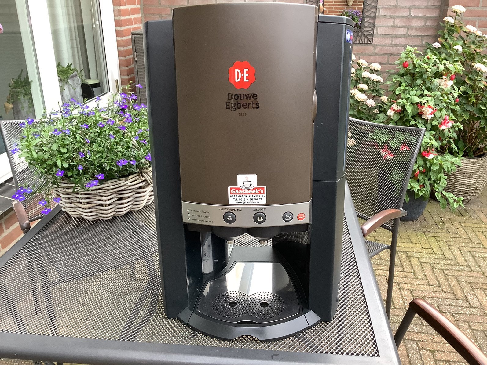 Koffie automaat Douwe Egberts, 10 kopjes of meer, Ophalen, Zo goed als nieuw, Koffiemachine