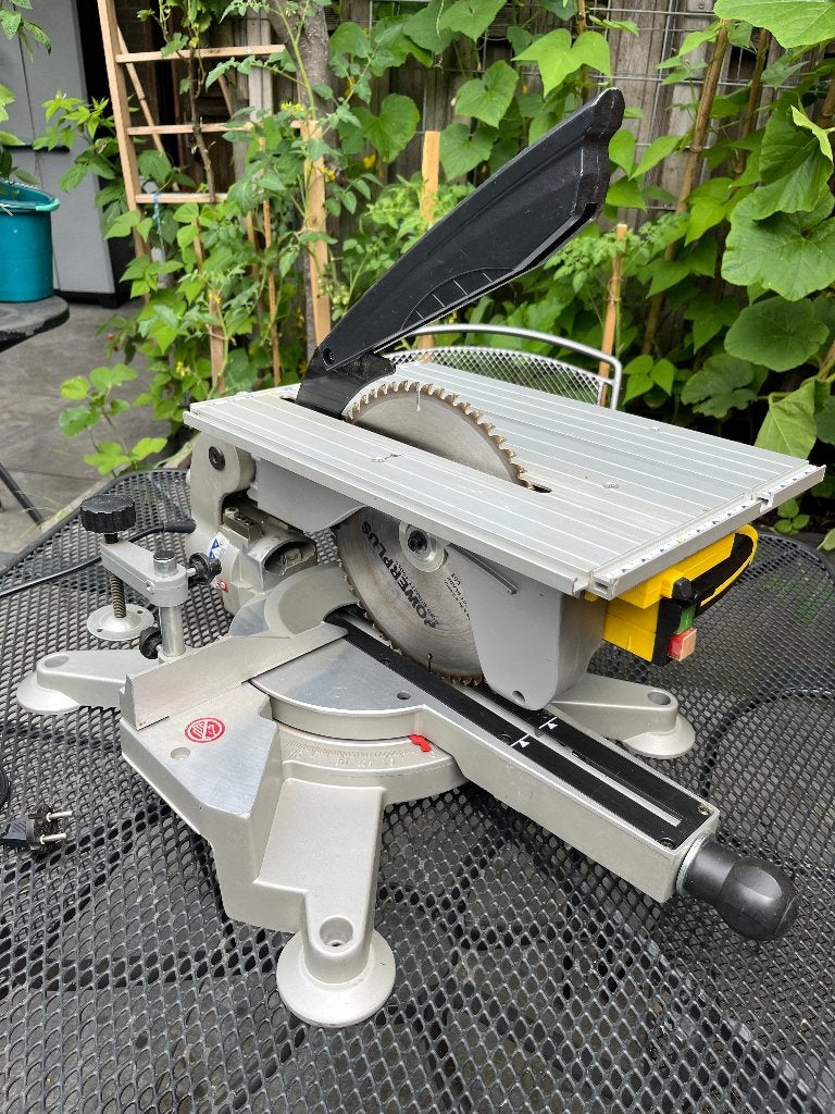 combizaag/afkortzaag, Ophalen, Cirkelzaag, Zo goed als nieuw, 30 tot 70 mm