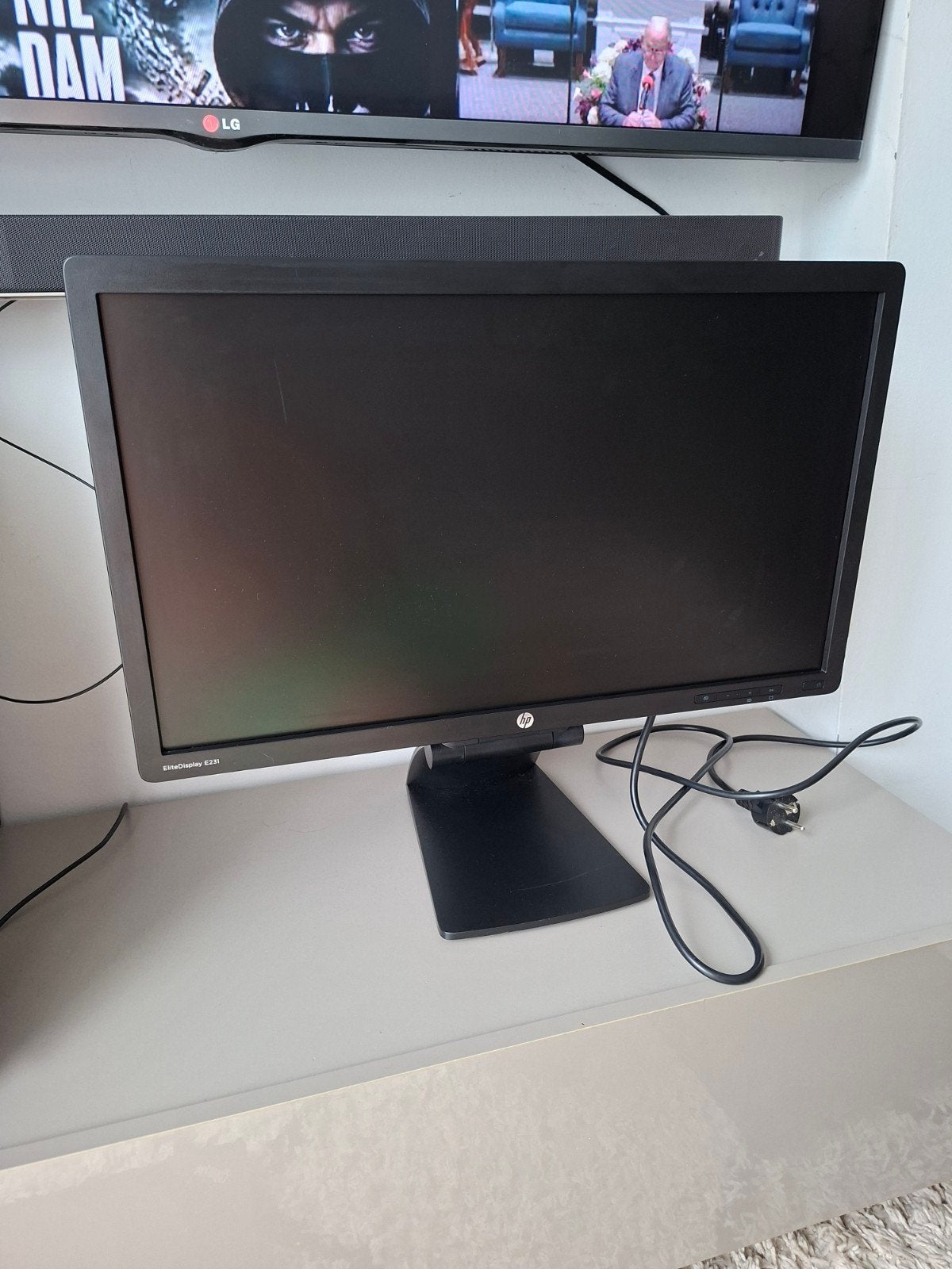 HP EliteDisplay E231 Monitor - Full HD, 23 inch, Gebruikt, DisplayPort, Full HD, Ophalen of Verzenden