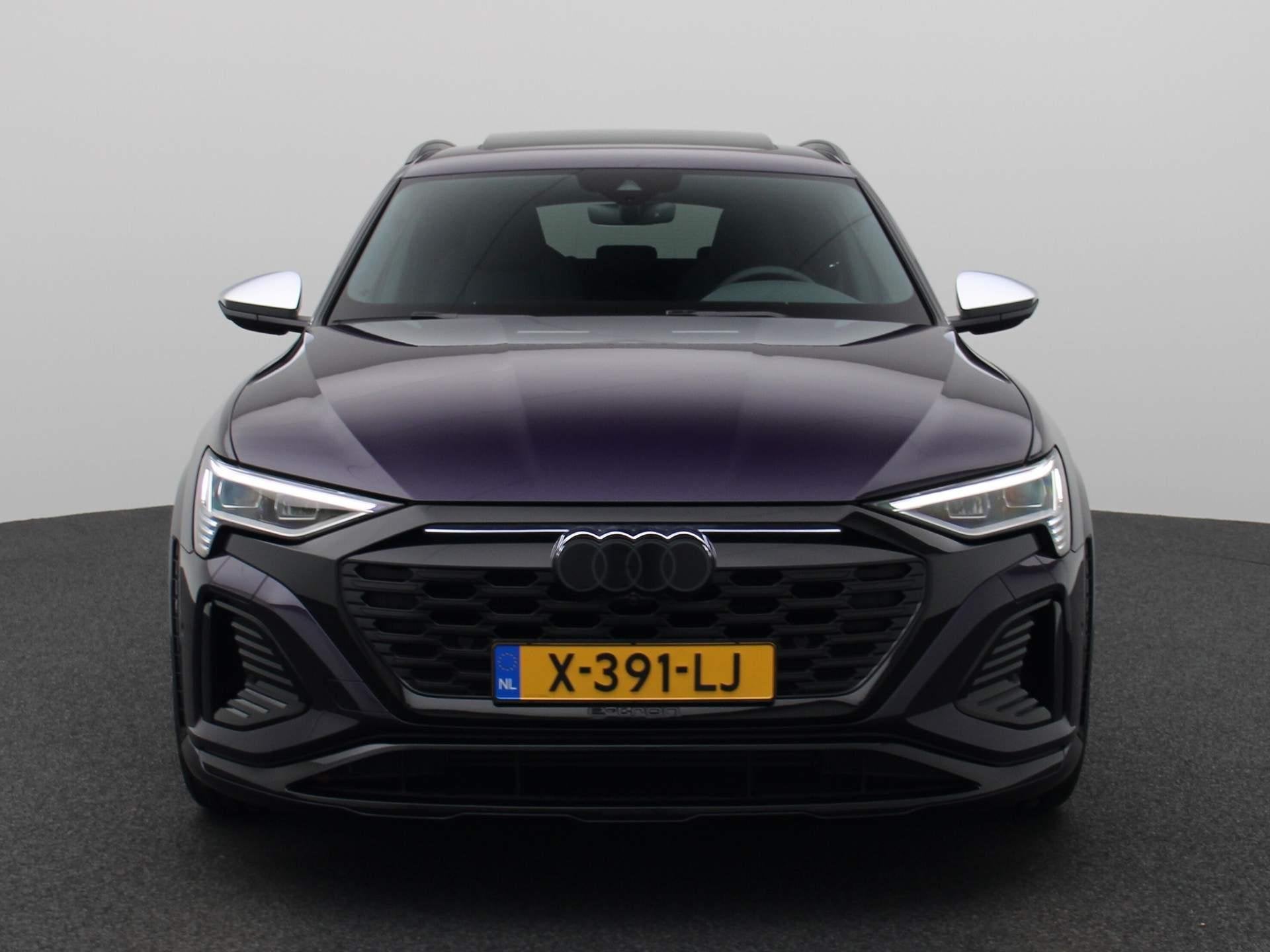 Audi Q8 e-tron S quattro SQ8 115 kWh Navigatie | Camera | Le, Auto's, Automaat, 12 maanden, 2625 kg, Zwart