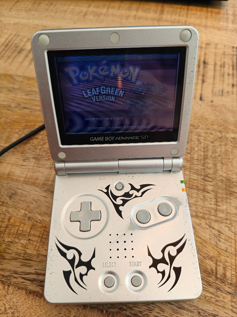 Gameboy advance SP spelcomputer incl. lader, Ophalen of Verzenden, Gebruikt, Game Boy Advance SP