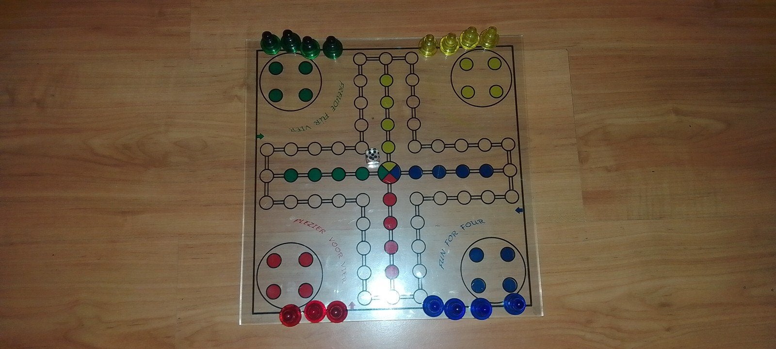 Mens Erger Je Niet  glazen bordspel vintage, Drie of vier spelers, Ophalen, Gebruikt