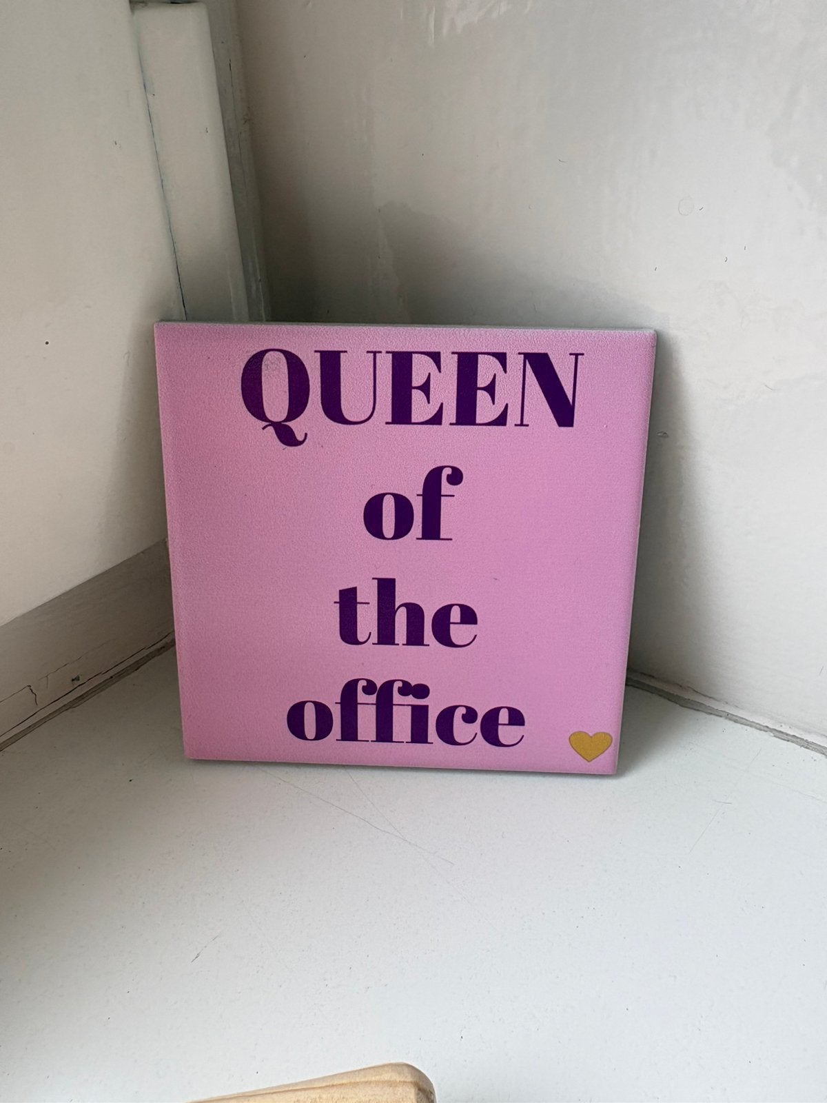 Tegeltje met standaard, Inclusief standaard, Nieuw, Ophalen of Verzenden, 10 cm